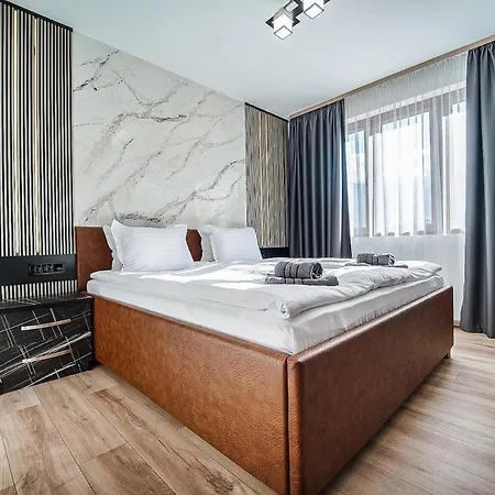 Lux 아파트 반스코